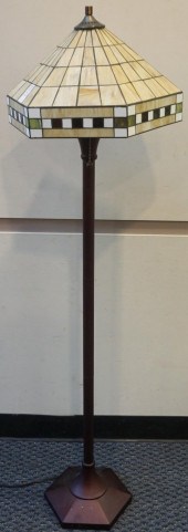 ARTS AND CRAFTS STYLE LEADED G