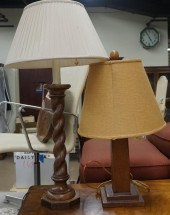 ARTS AND CRAFTS STYLE OAK TABL
