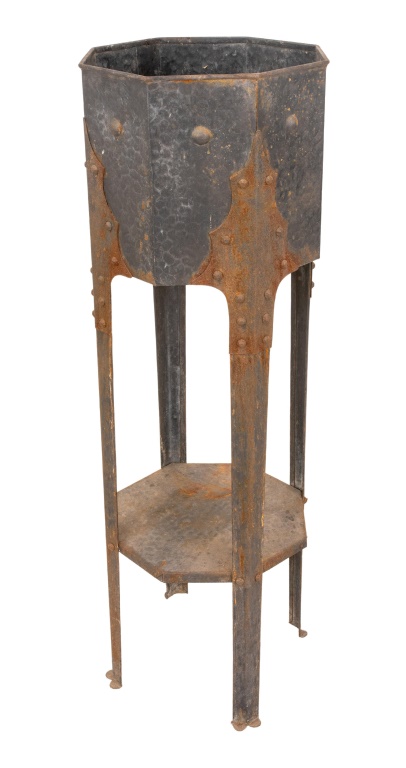 ARTS AND CRAFTS WROUGHT IRON