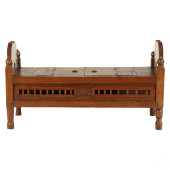 ARTS & CRAFTS ANTIQUE ARTISAN