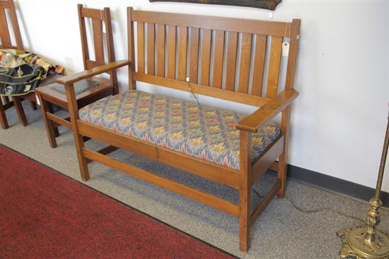 ARTS & CRAFTS BENCH. Oak with splat