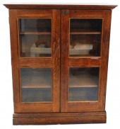 ARTS & CRAFTS GLASS DOOR BOOKC