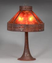 ARTS & CRAFTS HAMMERED COPPER