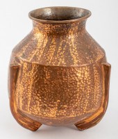ARTS & CRAFTS HAMMERED COPPER