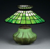 ARTS & CRAFTS LEADED GLASS LAM