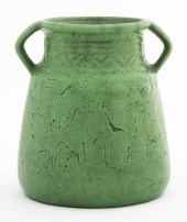 ARTS & CRAFTS MATTE GREEN POTT