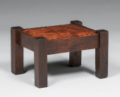 ARTS & CRAFTS OAK FOOTSTOOL C1