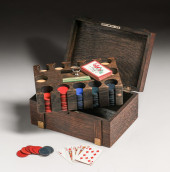 ARTS & CRAFTS OAK POKER CHIP B