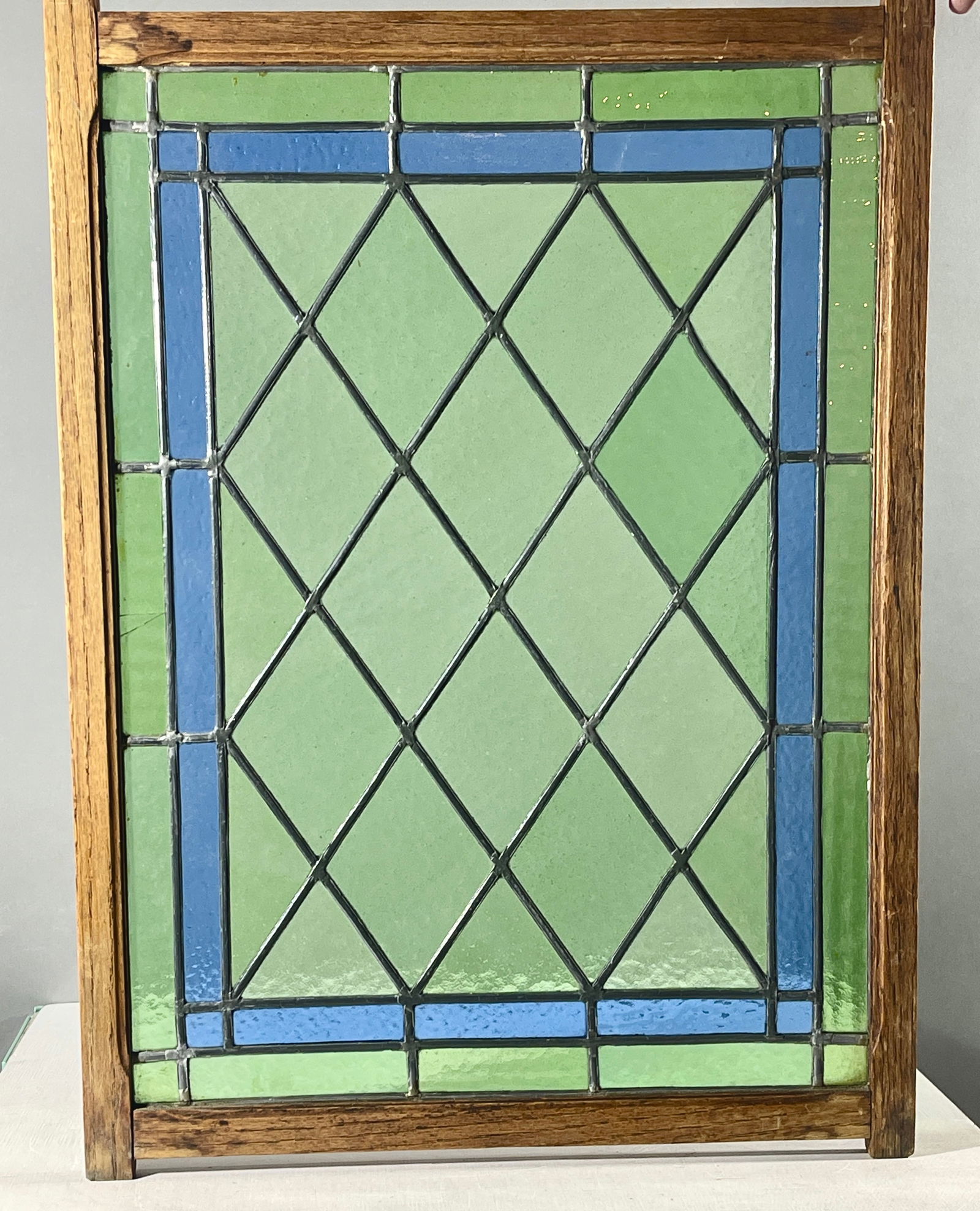 ARTS & CRAFTS STAIN GLASS
