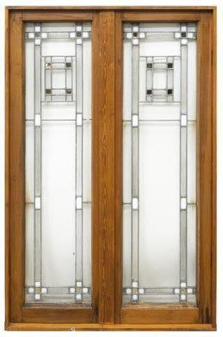 ARTS & CRAFTS STAINED & LEADED