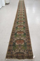 ARTS & CRAFTS STYLE HAND KNOTT
