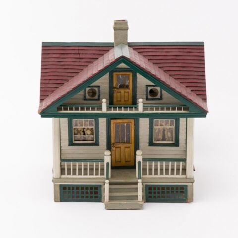 ARTS & CRAFTS STYLE HOUSE MODEL,