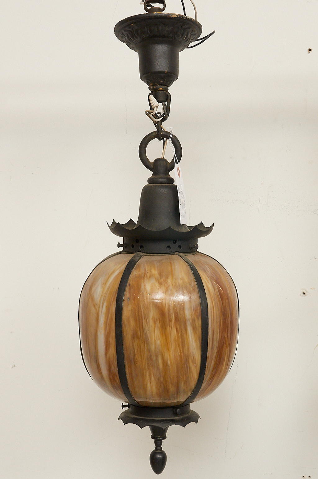 ARTS & CRAFTS STYLE SLAG GLASS