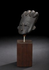 Asante Head,  Ghana, the ovoid