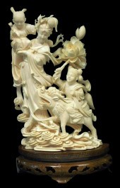 ASIAN: CARVED IVORY FIGURE OF