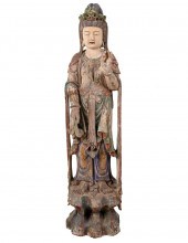 ASIAN CARVED WOOD FIGUREweathe