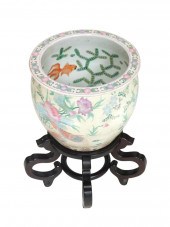 ASIAN: FAMILLE ROSE JARDINIèRE