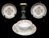 ASIAN: FIVE PIECES OF PORCELAI