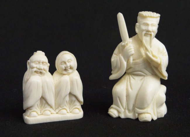 Asian lot including Netsuke and man