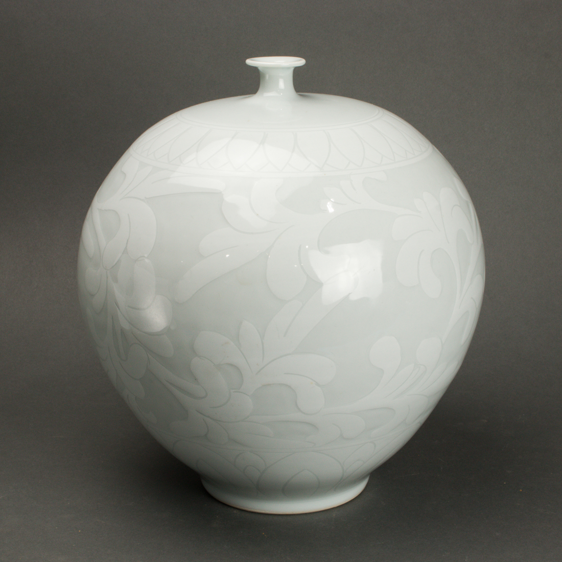 ASIAN MODERN CELADON VASE Asian