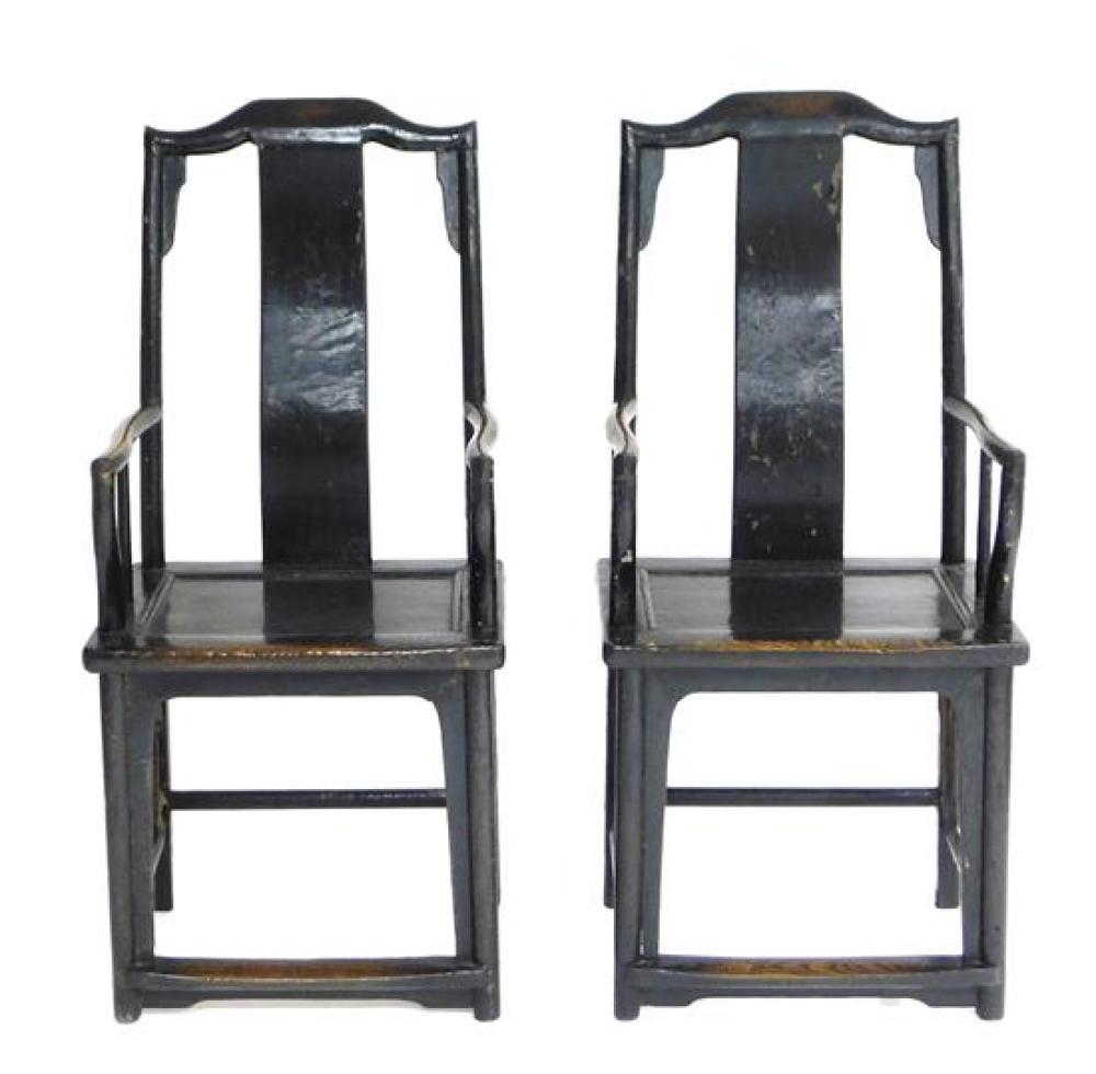 ASIAN: PAIR OF 19TH C. CHINESE TALL
