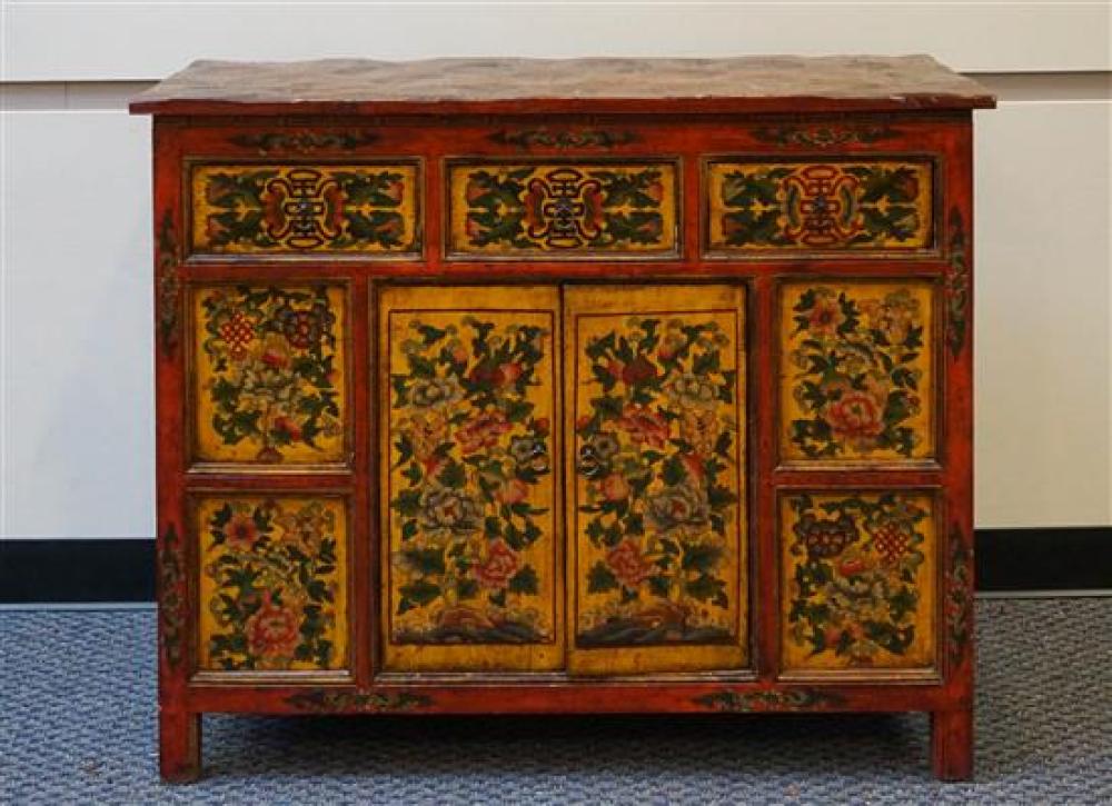 ASIAN PARCEL POLYCHROME DECORATED