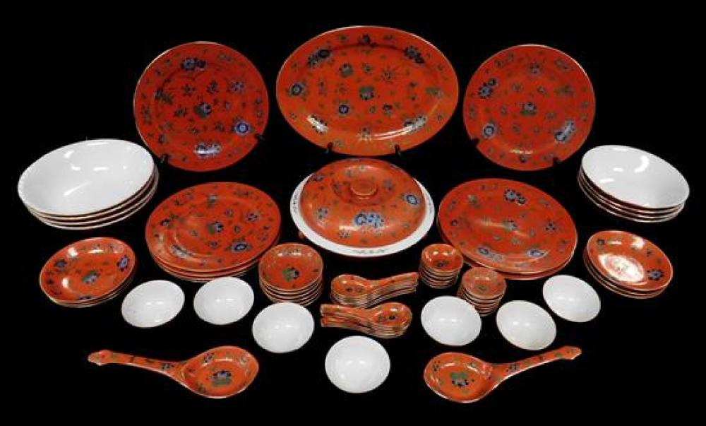 ASIAN: PORCELAIN DINNER SERVICE