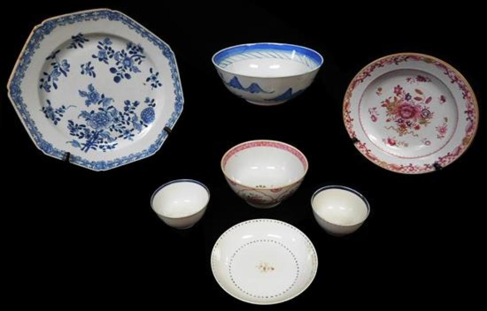 ASIAN: SEVEN PIECES OF PORCELAIN,