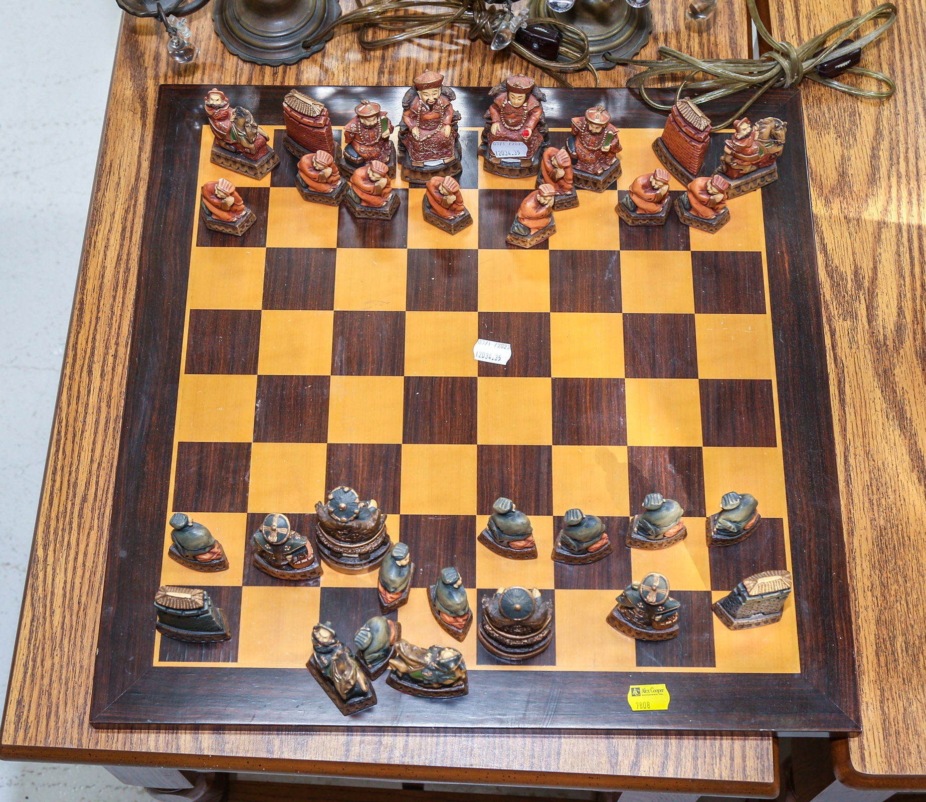 ASIAN THEMED CHESS SET Modern; with