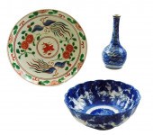 ASIAN: THREE ASIAN PORCELAIN P