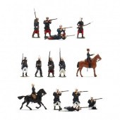 ASSEMBLAGE OF BRITAINS MILITAR