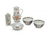 ASSEMBLAGE OF CHINESE PORCELAI