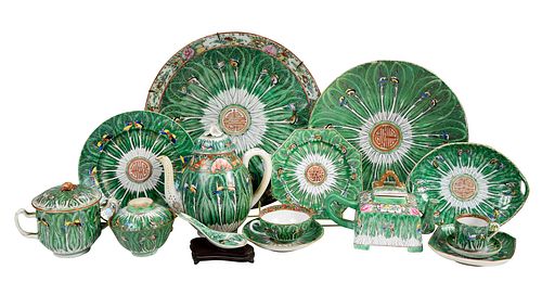 ASSEMBLED 81 PIECE CHINESE EXPORT