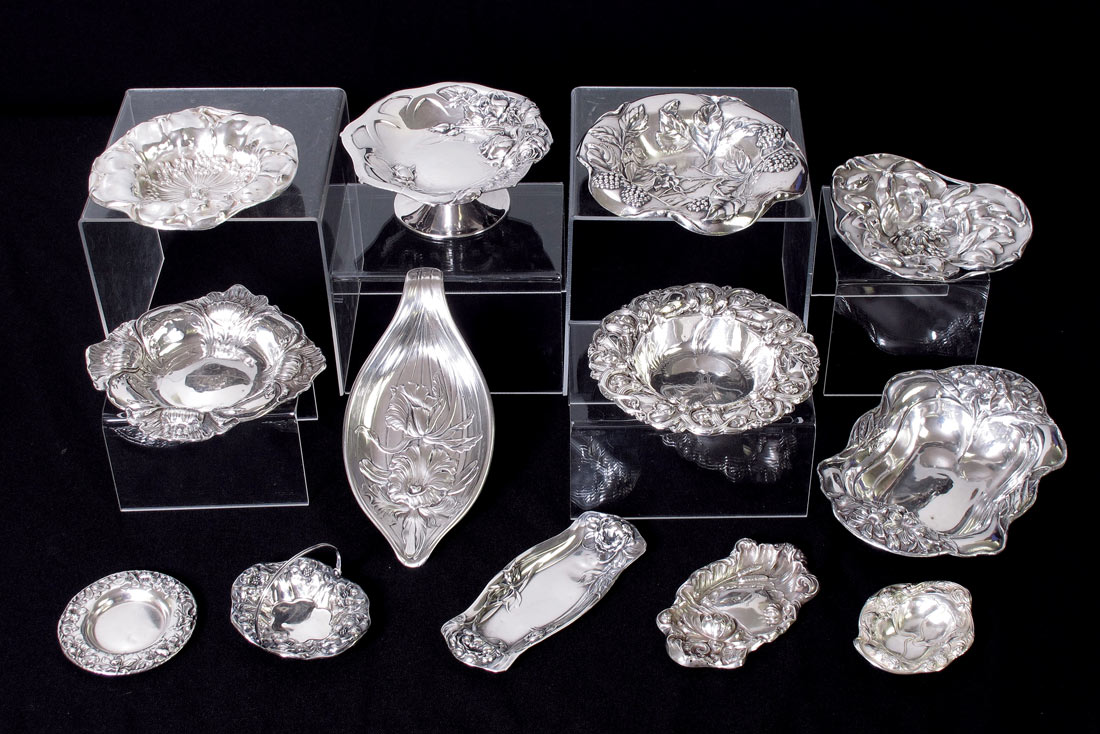 ASSEMBLED COLLECTION OF ART NOUVEAU