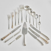 ASSEMBLED ENGLISH FLATWARE SER