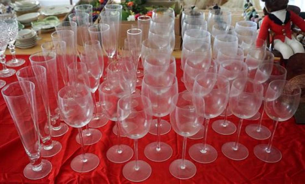 ASSEMBLED GLASS BAR