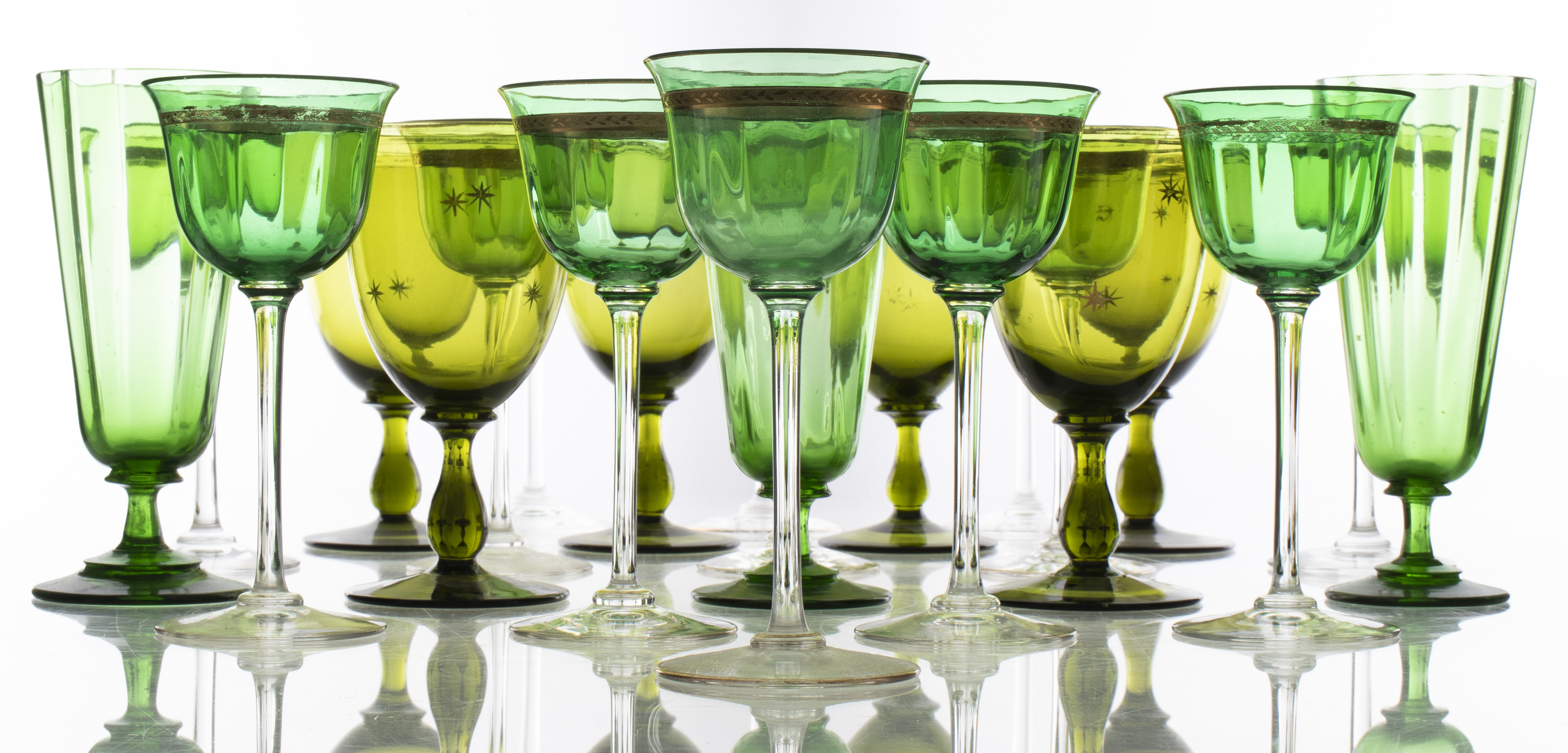 ASSEMBLED GREEN WATER AND CORDIAL