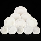 ASSEMBLED GROUP OF WEDGWOOD CR