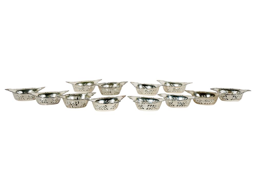 ASSEMBLED SET OF 12 AMERICAN