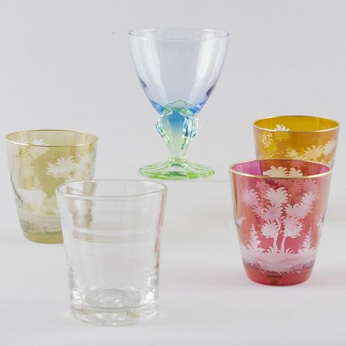 ASSEMBLED SET OF COLORED