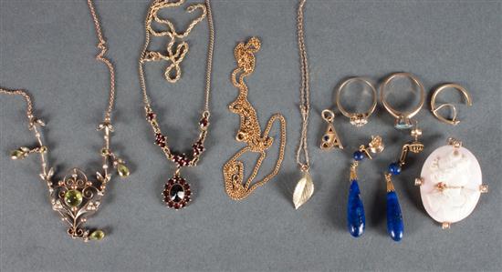 Assorted 10K gold jewelry 1)