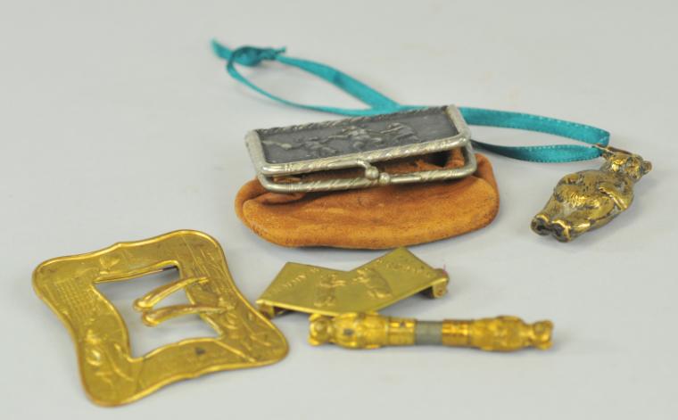 ASSORTED BEAR THEME ITEMS Early