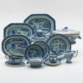 ASSORTED CHINESE BLUE AND WHIT