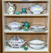 ASSORTED COLLECTIBLE & DECORAT