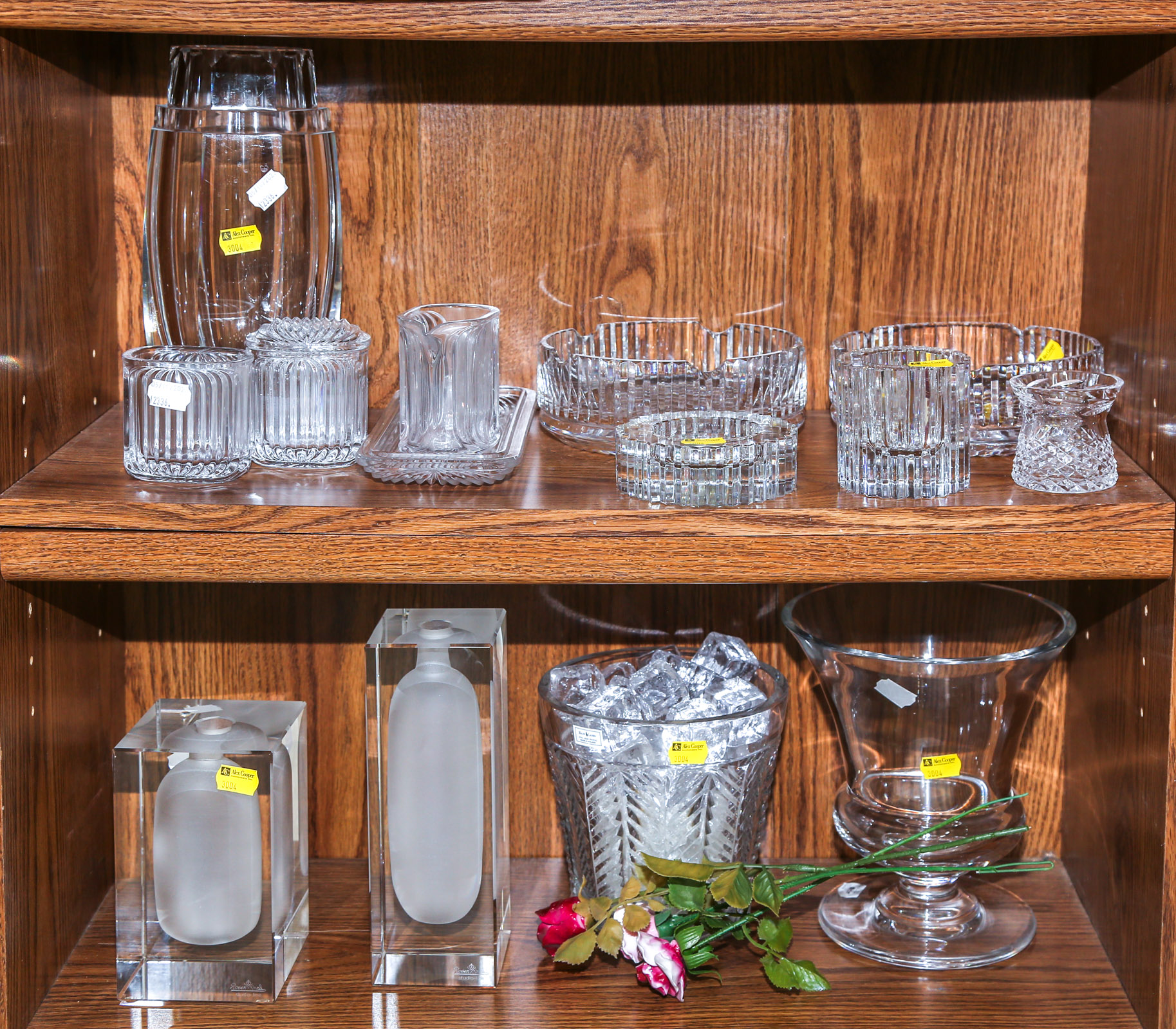 ASSORTED COLLECTIBLE GLASSWARE