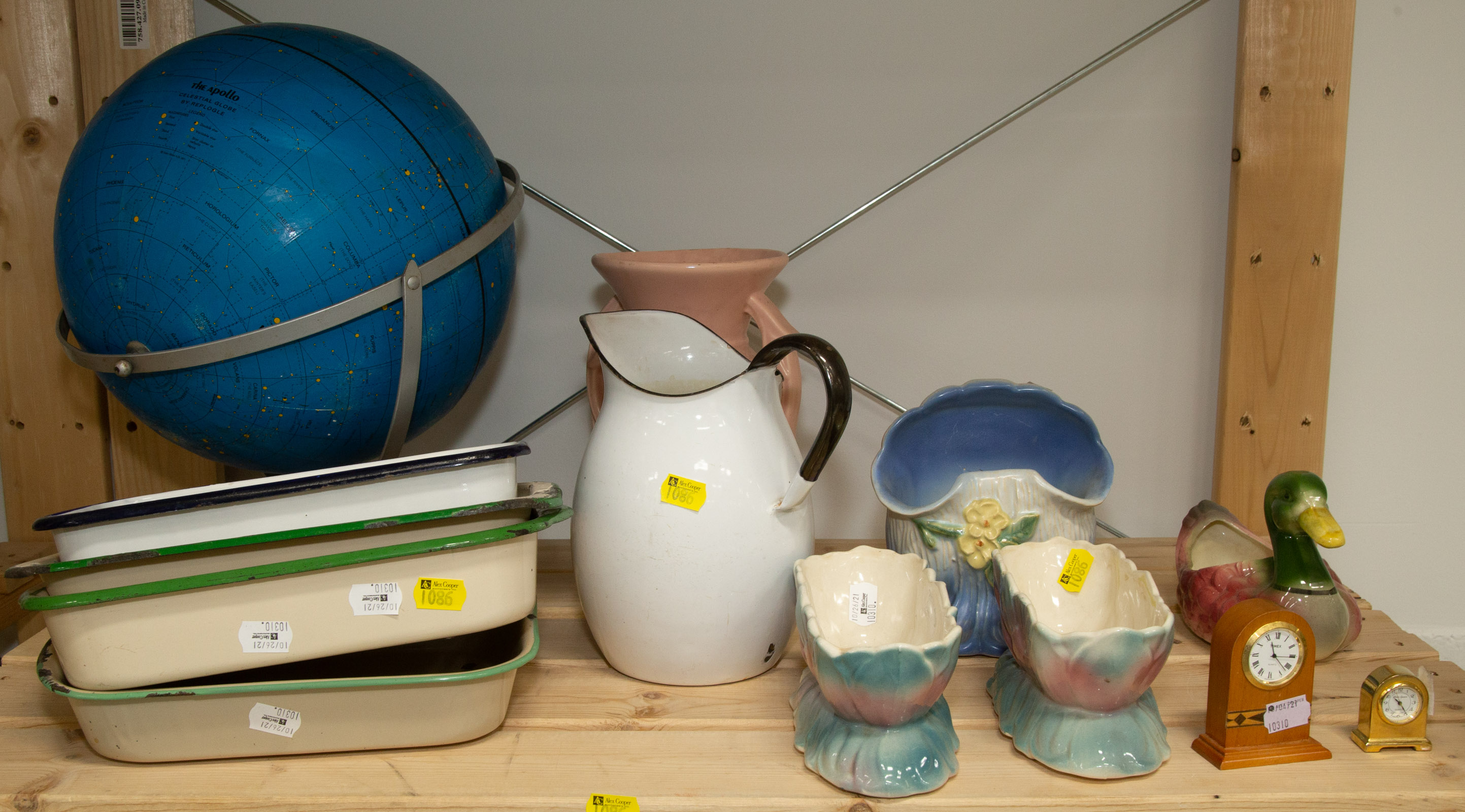 ASSORTED COLLECTIBLE ITEMS