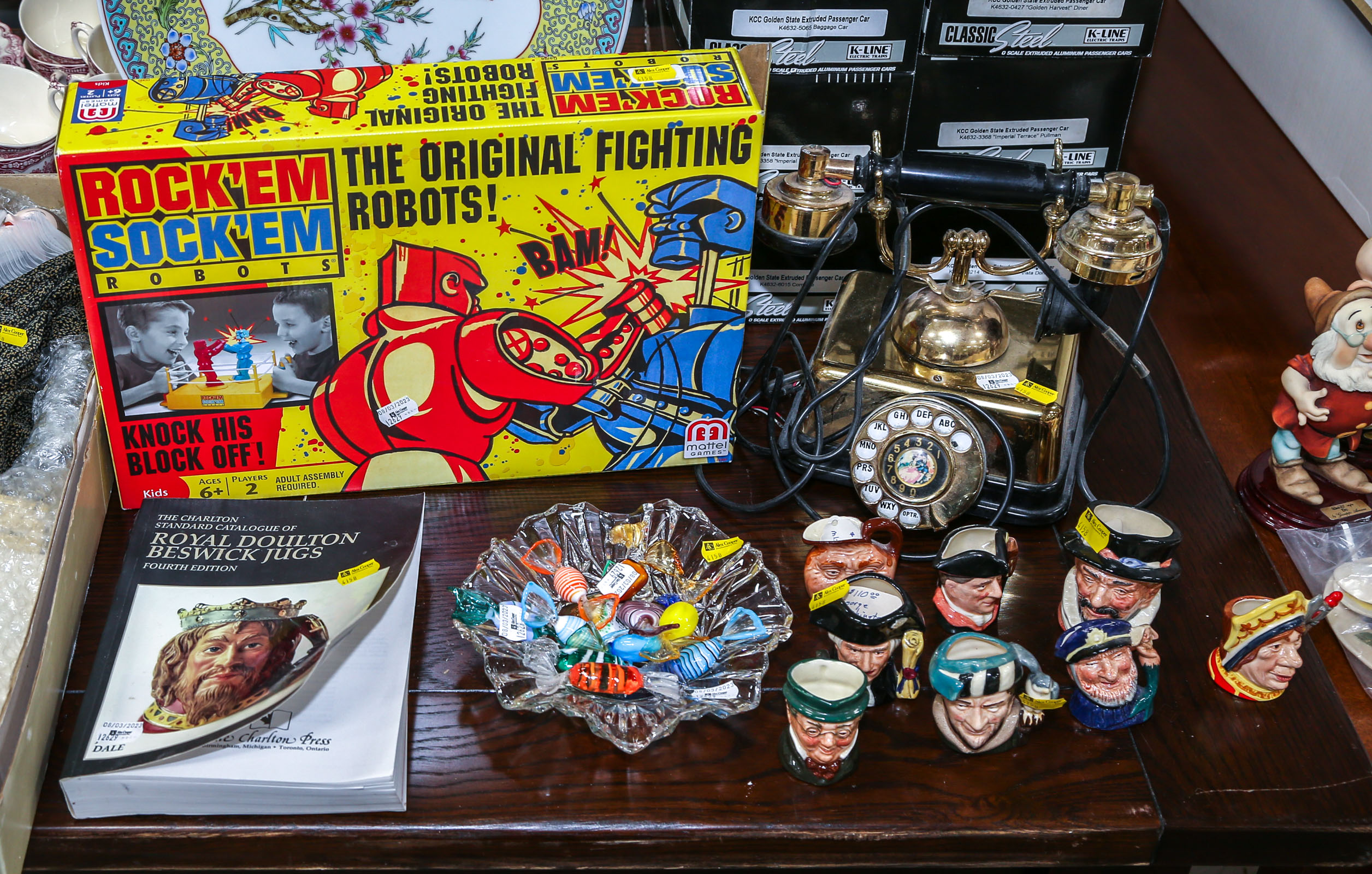 ASSORTED COLLECTIBLES &