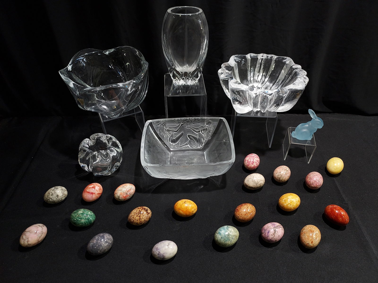 ASSORTED CRYSTAL, GLASS, ETC. DAUM,