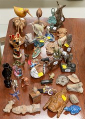 ASSORTED DECORATIVE ITEMS Incl