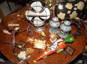 ASSORTED DECORATIVE ITEMS Incl